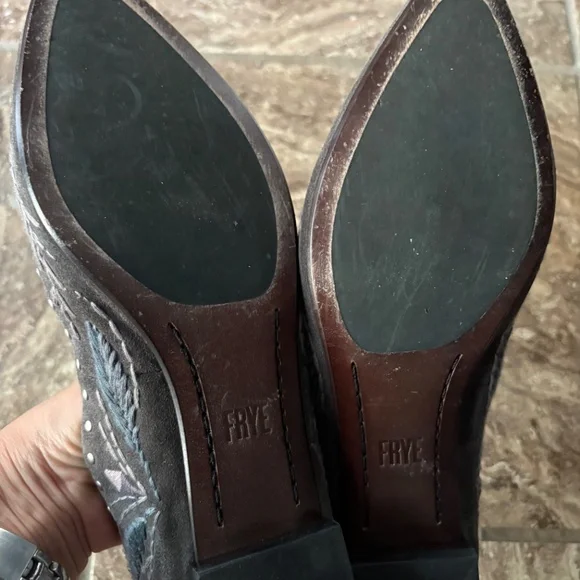 Frye embellished flats size 8 - Picture 4 of 4